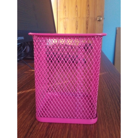 PEN HOLDER 