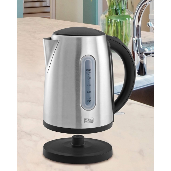 Black and decker electric jug JC400-B5 1.7 Liter.