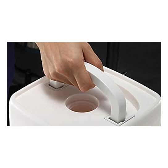 BLACK AND DECKER HM3000-B5 AIR HUMIDIFIER.