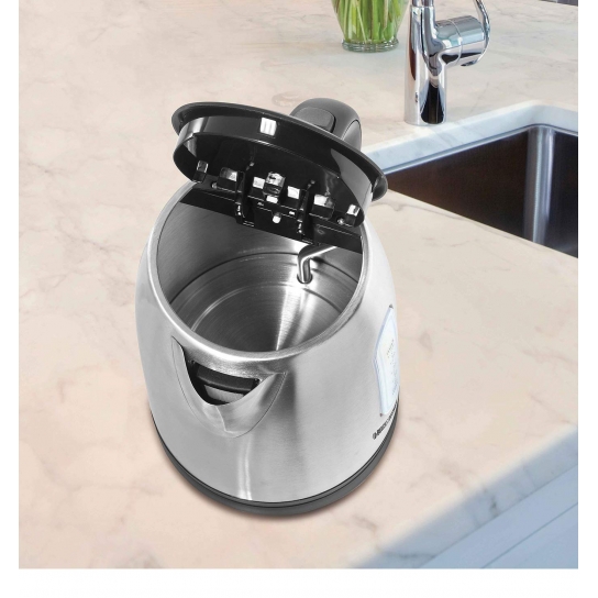 Black and decker electric jug JC400-B5 1.7 Liter.