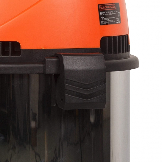 Black and Decker WDBDS20-B5 vacuum cleaner.