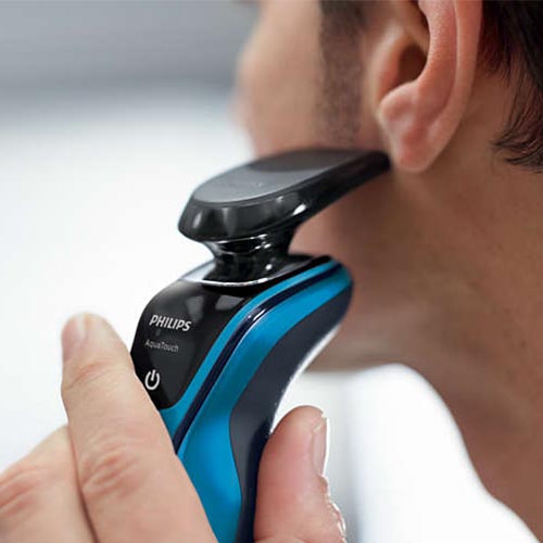 PHILIPS S5050/06 AquaTouch Wet and Dry Electric Shaver for Him